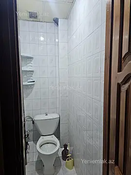 Satılır 3 otaqlı köhnə tikili 80 m²