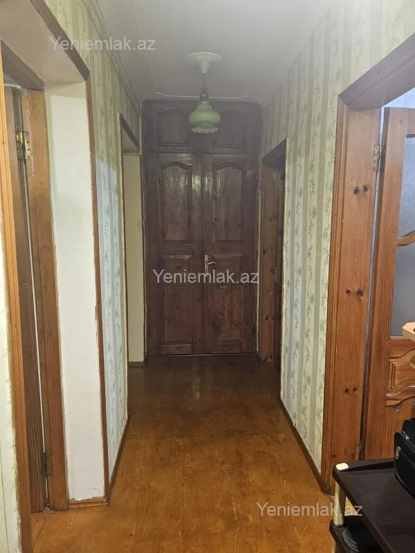 Satılır 3 otaqlı köhnə tikili 80 m²