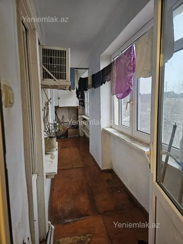 Satılır 3 otaqlı köhnə tikili 80 m²