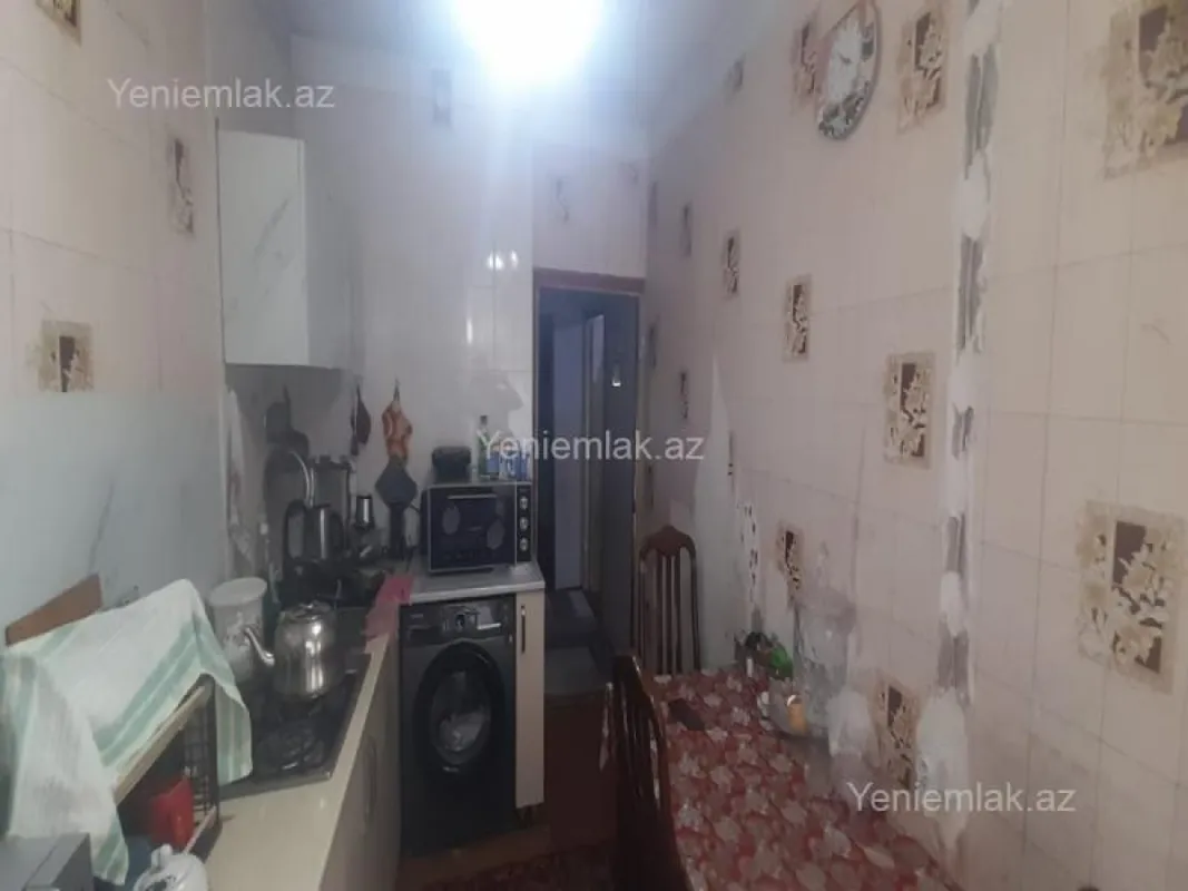 Satılır 3 otaqlı köhnə tikili 68 m²