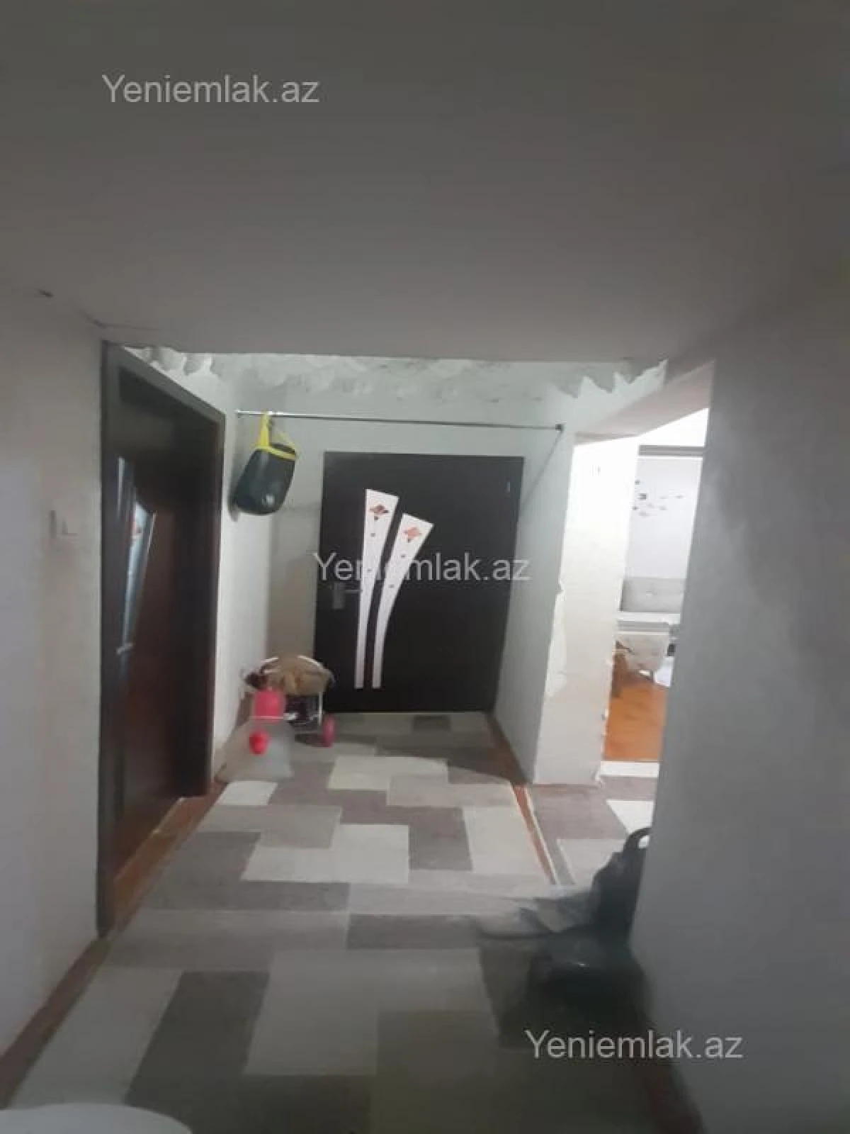 Satılır 3 otaqlı köhnə tikili 68 m²