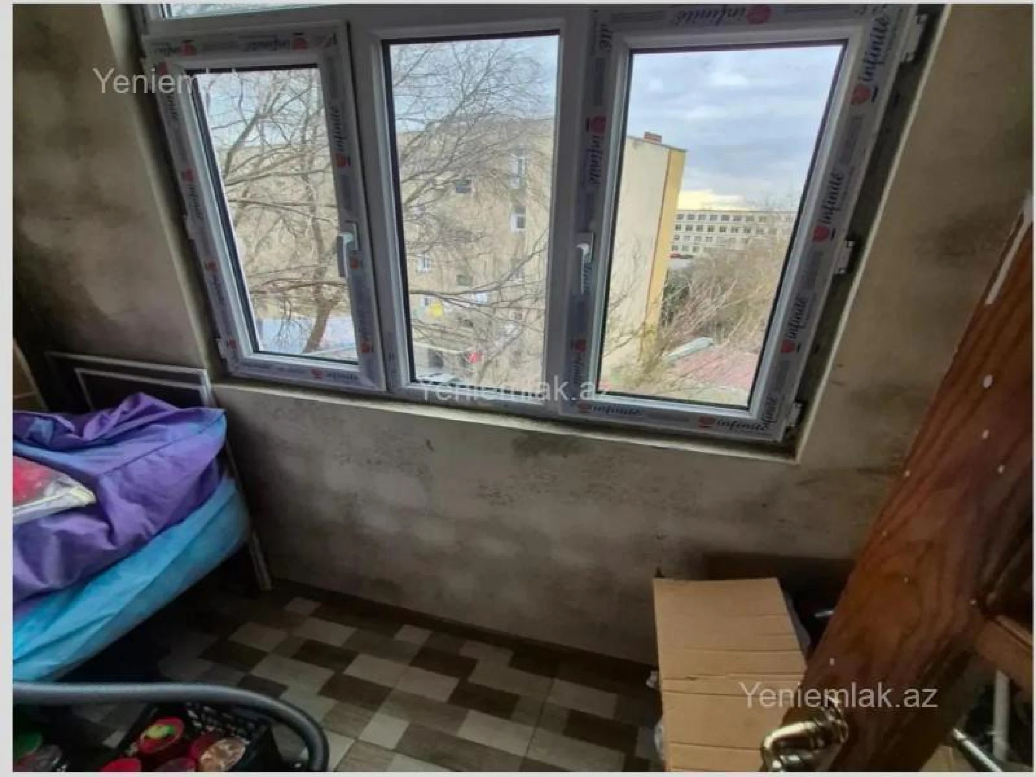 Satılır 2 otaqlı köhnə tikili 52 m²