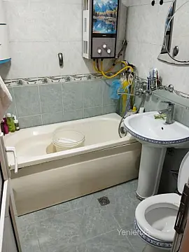 Satılır 3 otaqlı köhnə tikili 70 m²