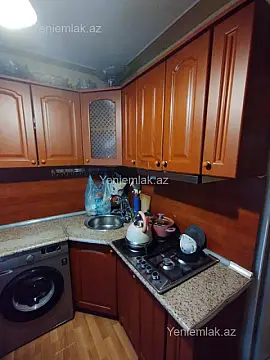 Satılır 3 otaqlı köhnə tikili 70 m²