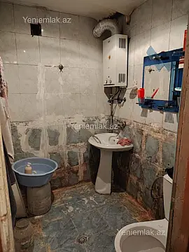 Satılır 3 otaqlı köhnə tikili 68 m²