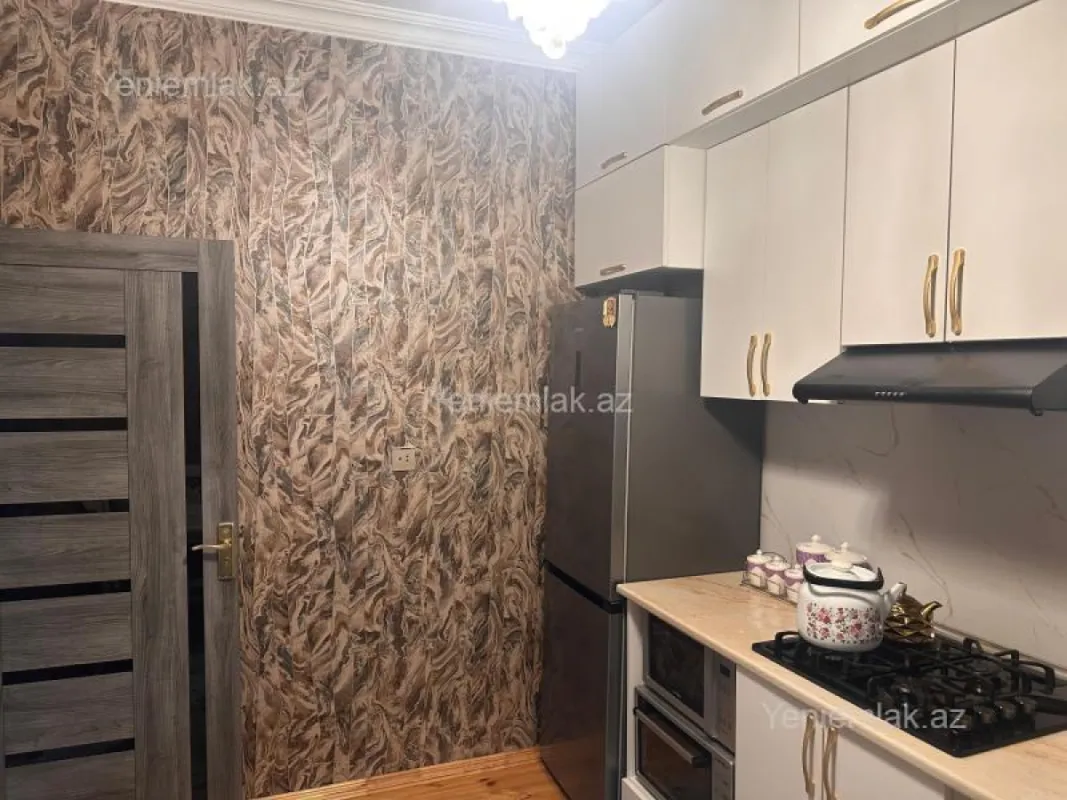 Satılır 3 otaqlı həyət evi 80 m²