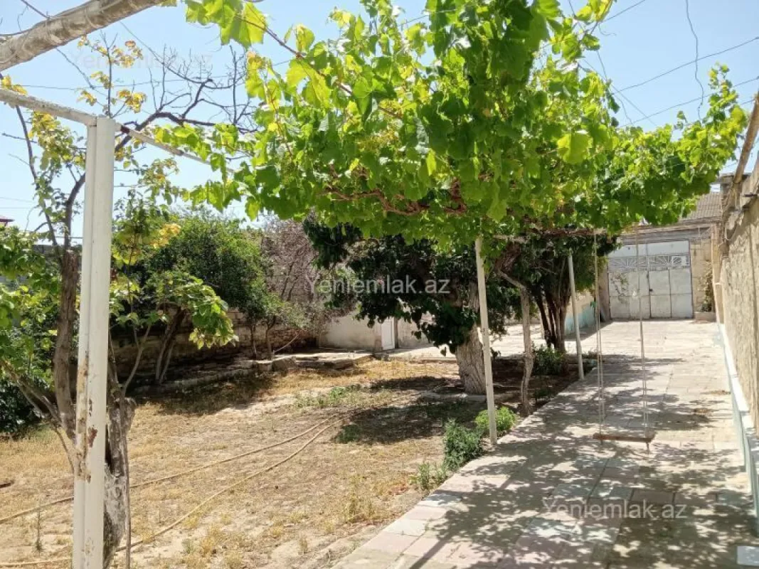 Satılır 4 otaqlı həyət evi 92 m²