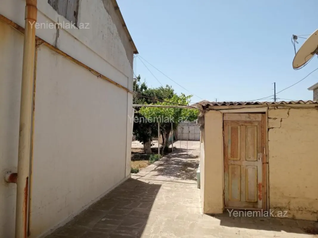Satılır 4 otaqlı həyət evi 92 m²