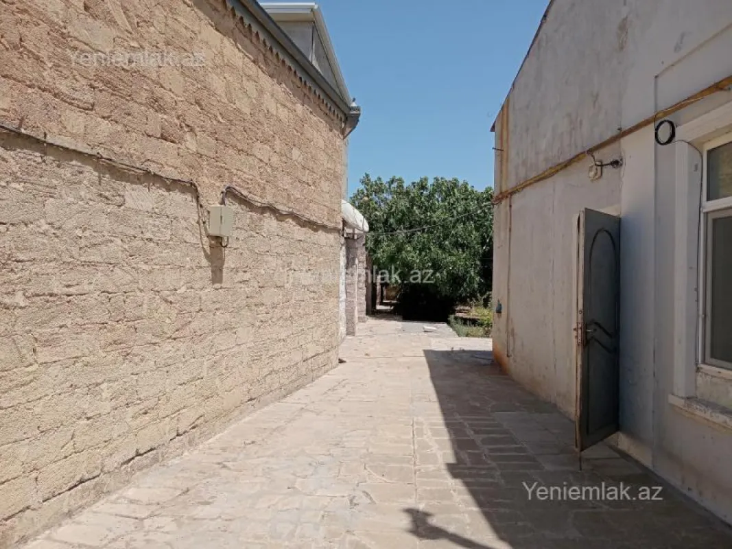 Satılır 4 otaqlı həyət evi 92 m²