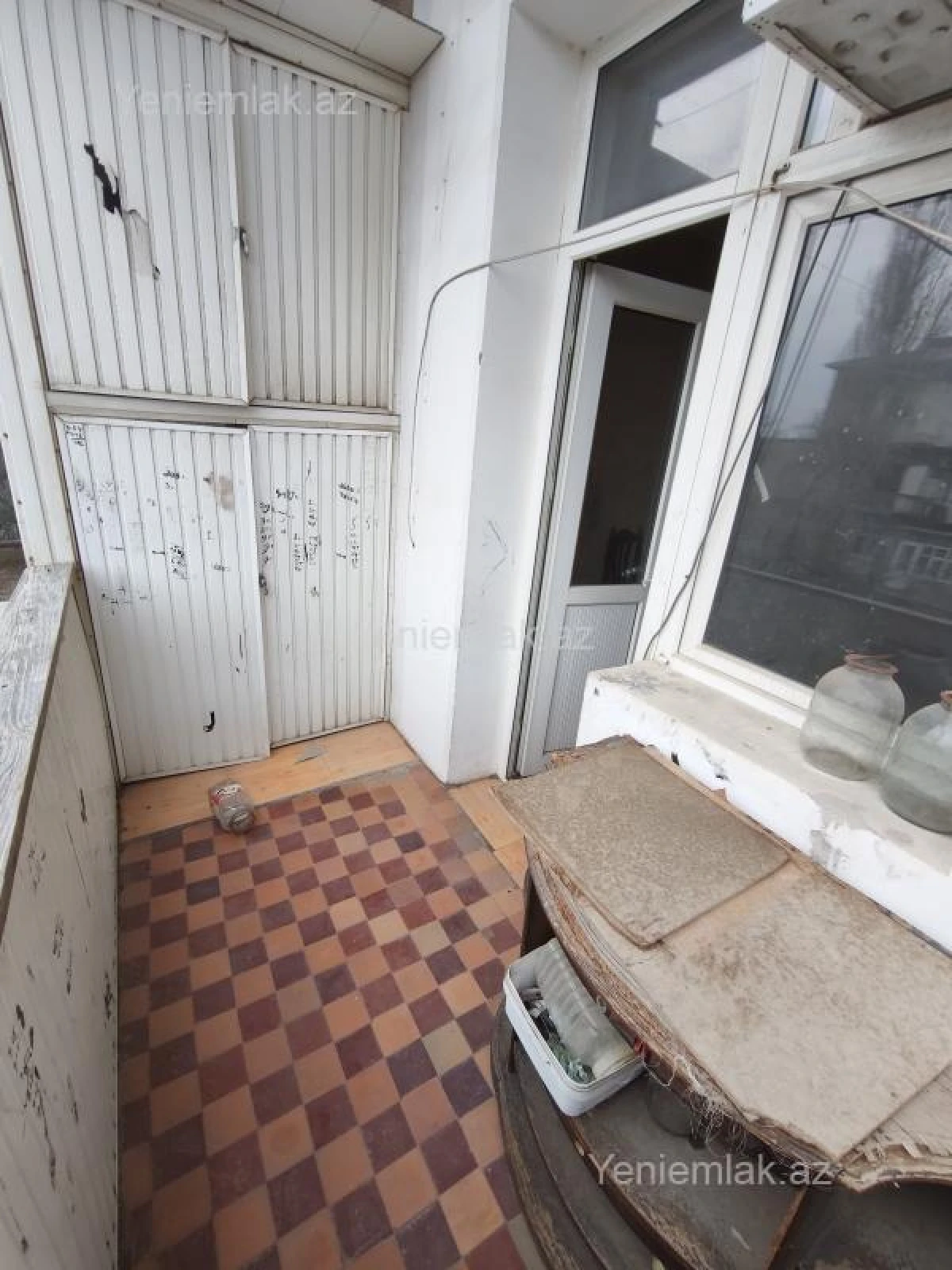 Satılır 2 otaqlı köhnə tikili 58 m²