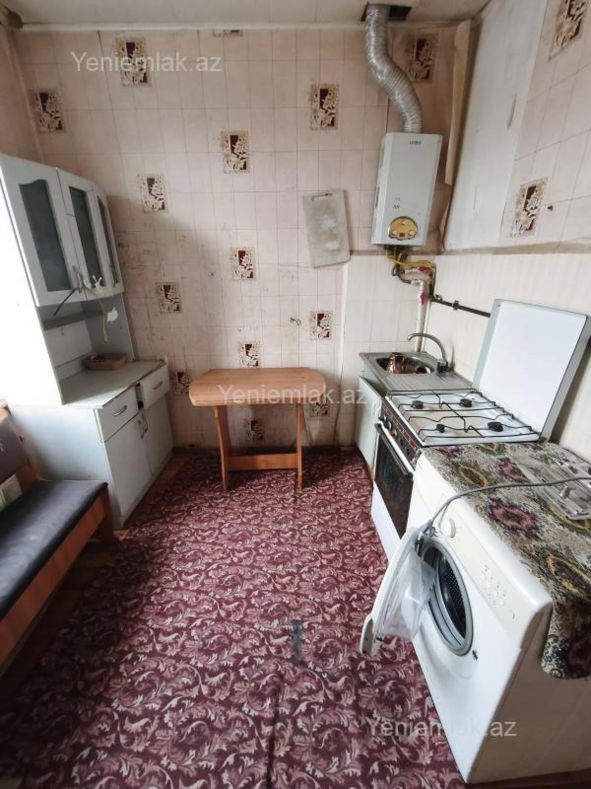 Satılır 2 otaqlı köhnə tikili 58 m²
