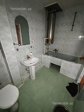 Satılır 2 otaqlı köhnə tikili 58 m²