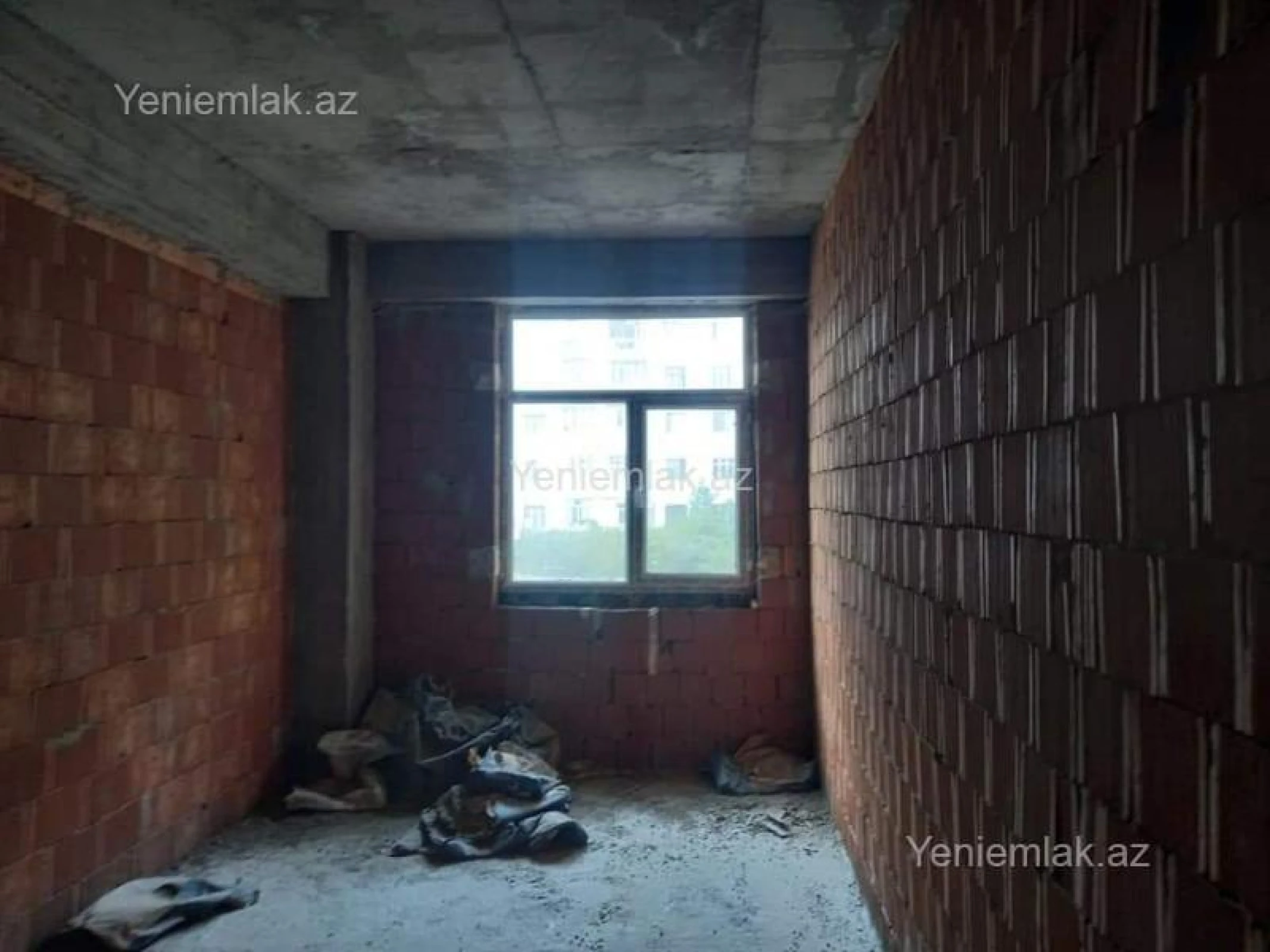 Satılır 2 otaqlı yeni tikili 82 m²