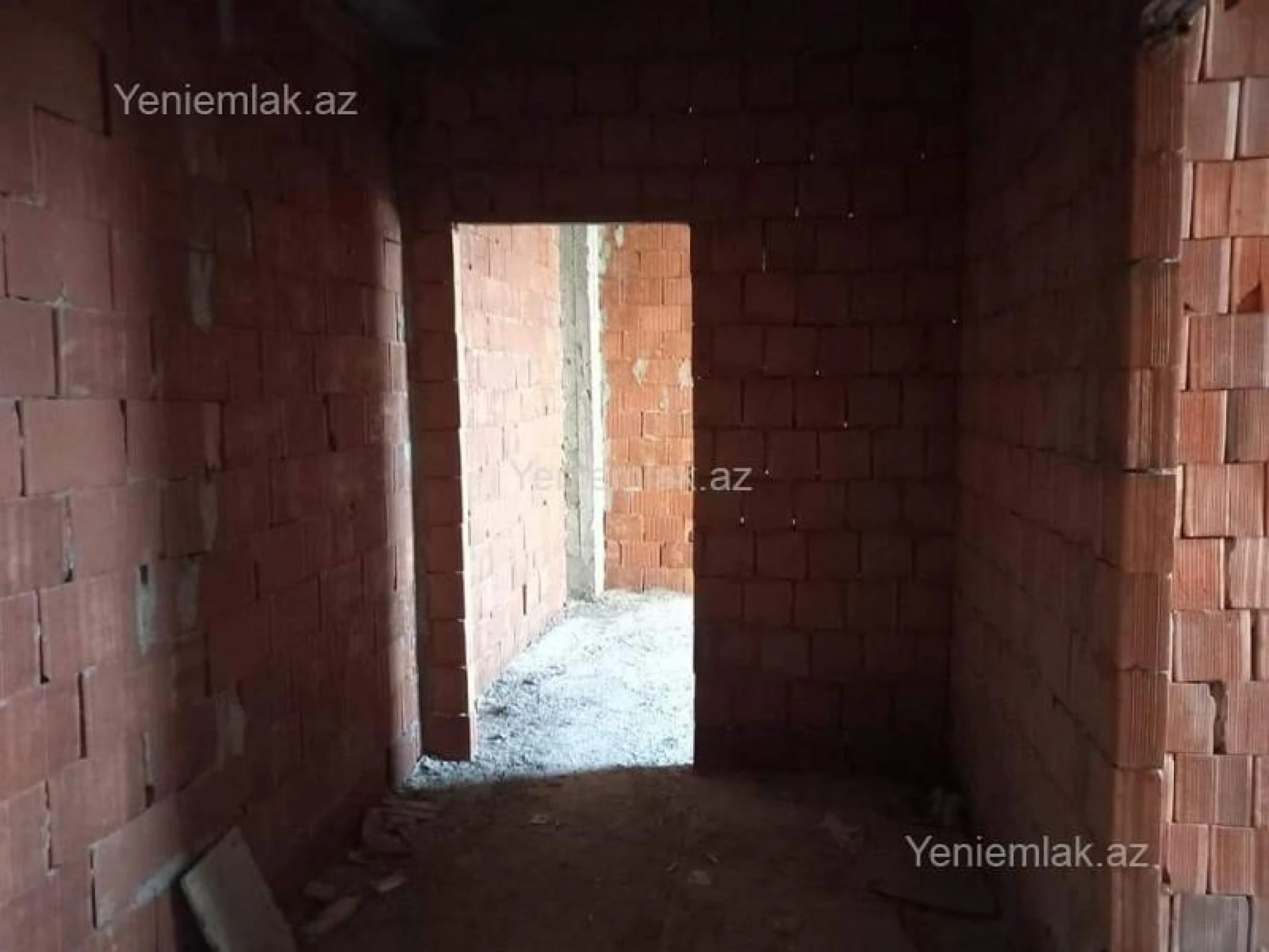 Satılır 2 otaqlı yeni tikili 82 m²