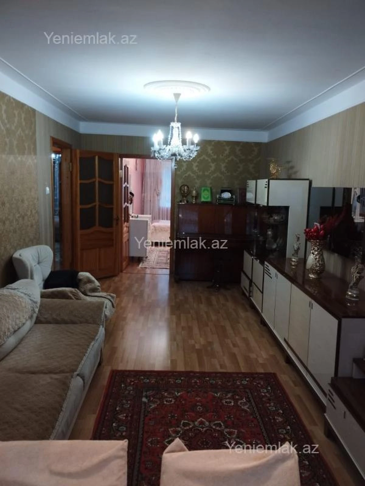 Satılır 4 otaqlı köhnə tikili 90 m²