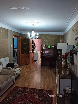 Satılır 4 otaqlı köhnə tikili 90 m²