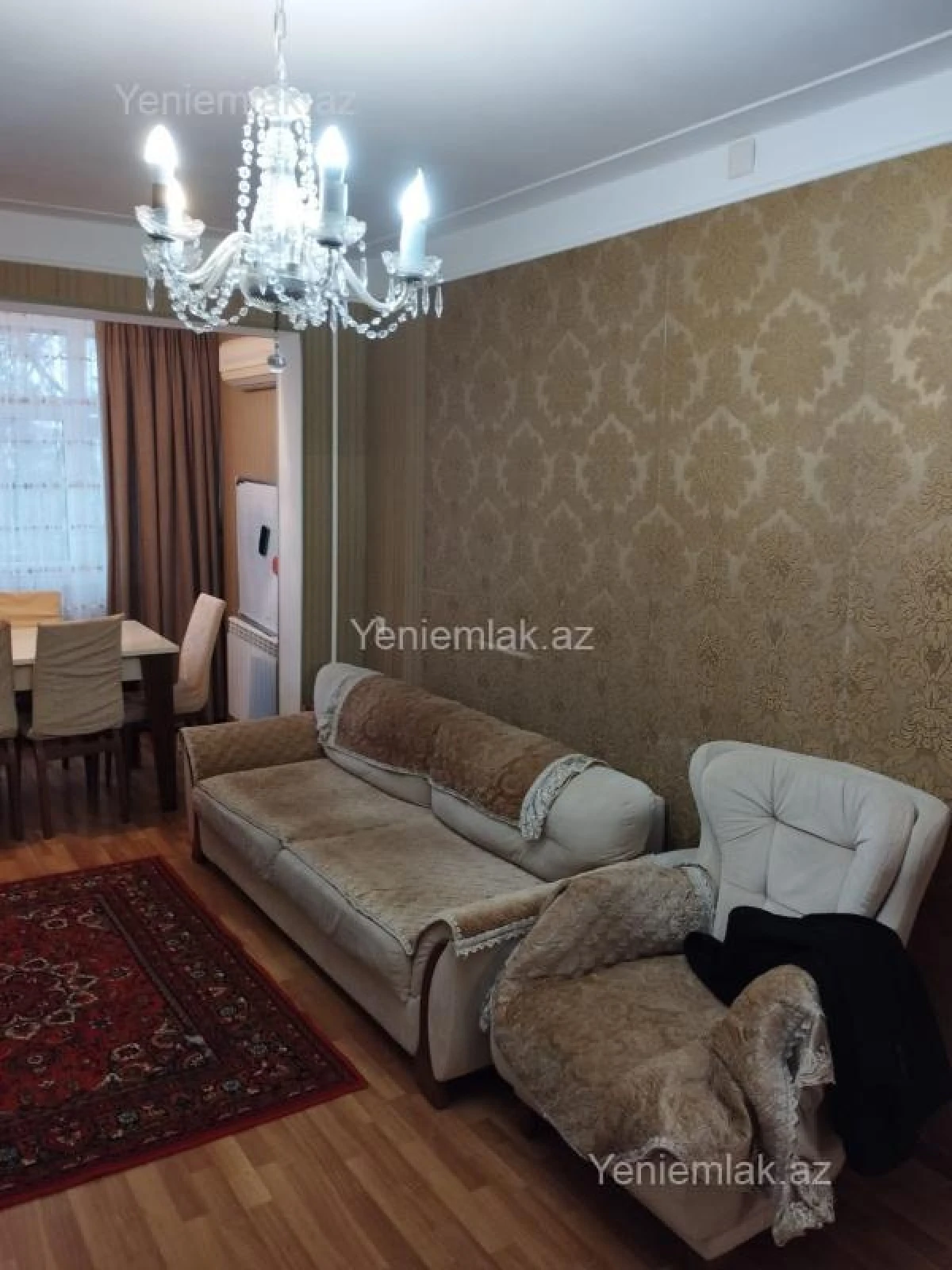 Satılır 4 otaqlı köhnə tikili 90 m²