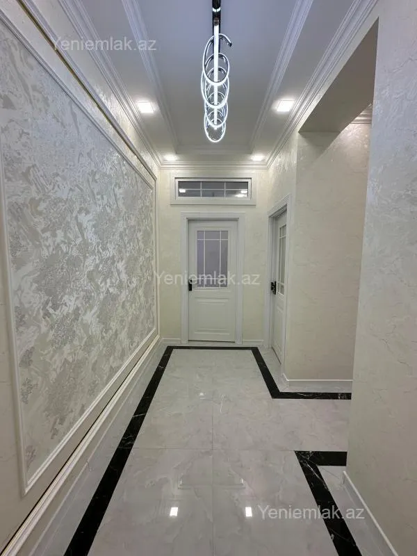 Satılır 3 otaqlı yeni tikili 75 m²