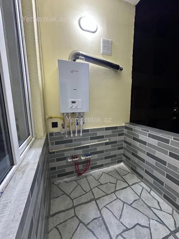 Satılır 3 otaqlı yeni tikili 75 m²