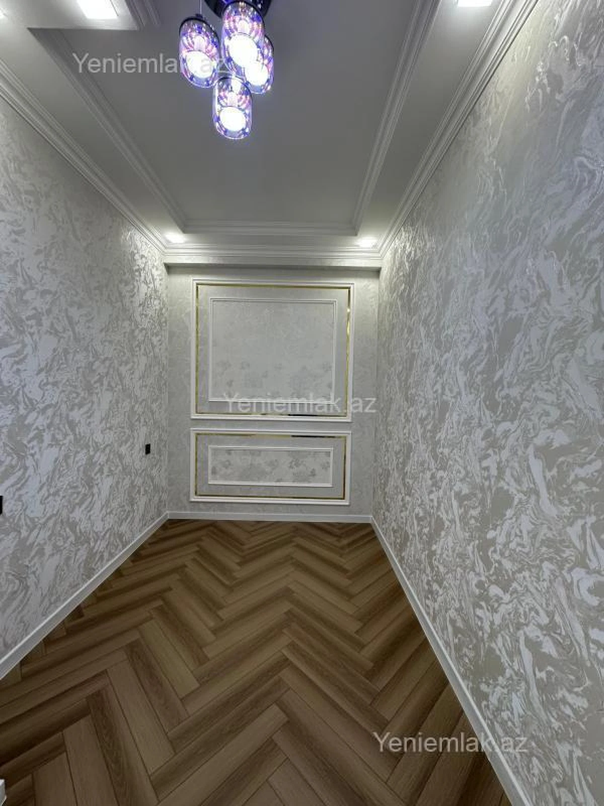 Satılır 3 otaqlı yeni tikili 75 m²