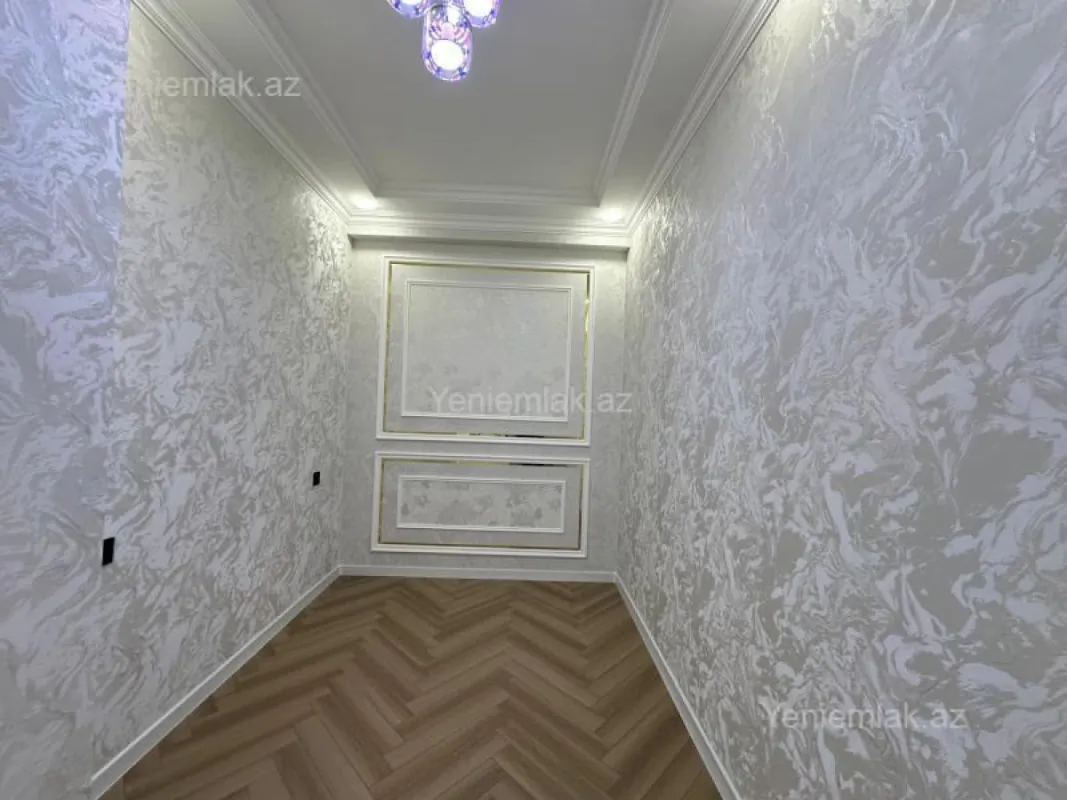 Satılır 3 otaqlı yeni tikili 75 m²