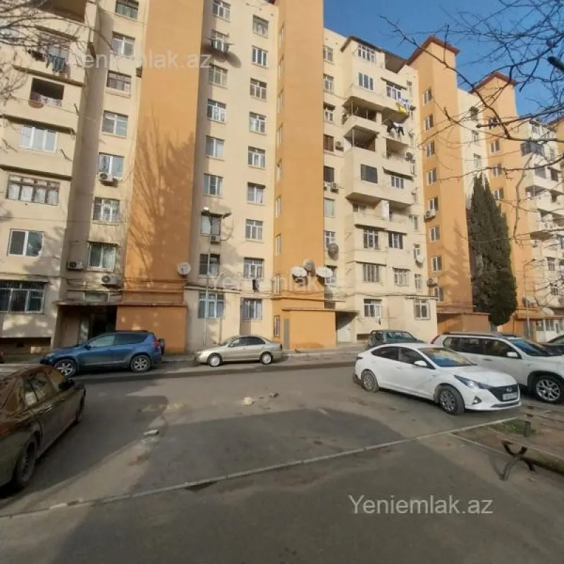 Satılır 2 otaqlı köhnə tikili 60 m²