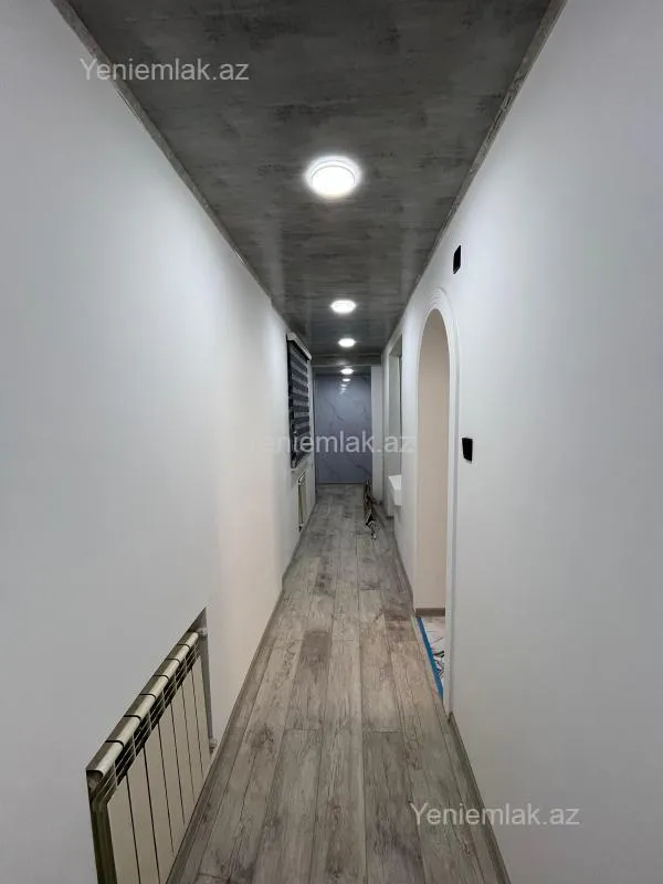 Satılır 2 otaqlı köhnə tikili 60 m²