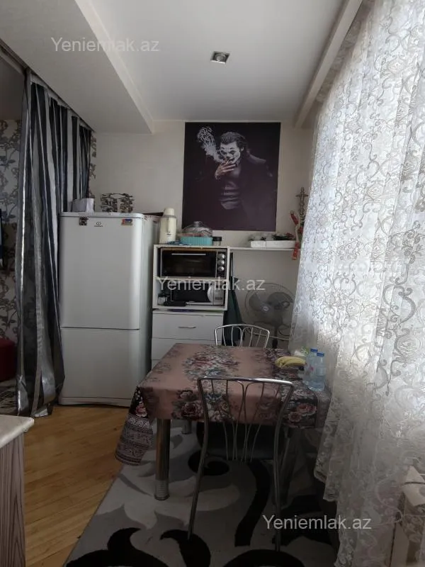 Satılır 2 otaqlı yeni tikili 60 m²