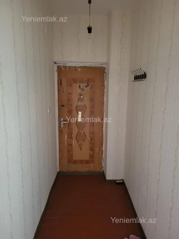 Satılır 1 otaqlı köhnə tikili 35 m²