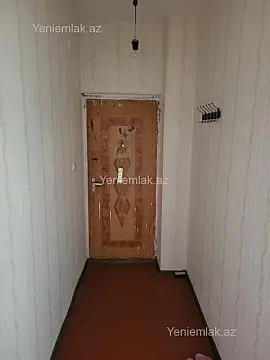 Satılır 1 otaqlı köhnə tikili 35 m²