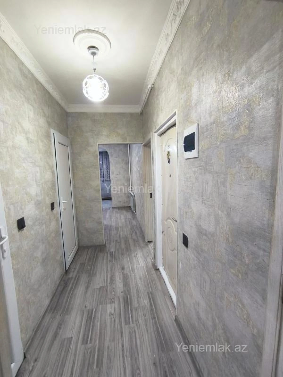 Satılır 3 otaqlı köhnə tikili 60 m²