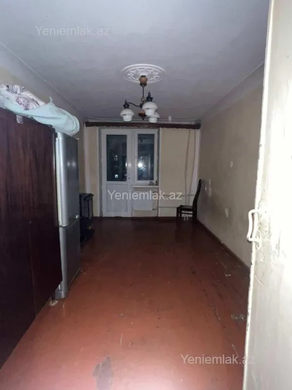 Satılır 3 otaqlı köhnə tikili 54.9 m²