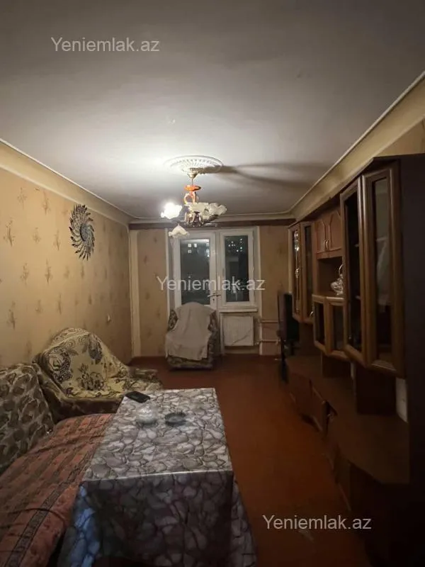 Satılır 3 otaqlı köhnə tikili 54.9 m²