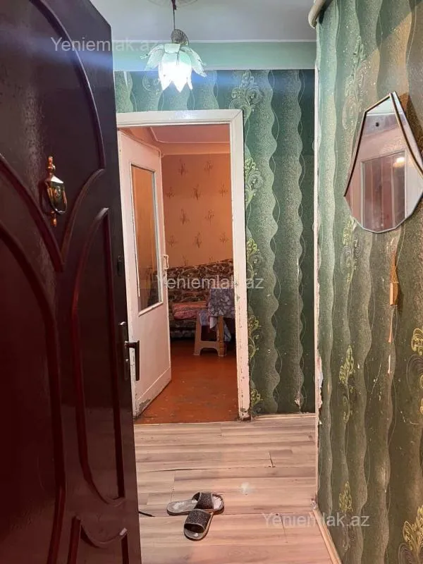 Satılır 3 otaqlı köhnə tikili 54.9 m²