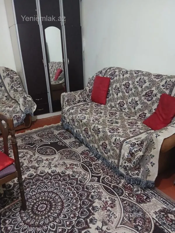 Satılır 1 otaqlı həyət evi 40 m²
