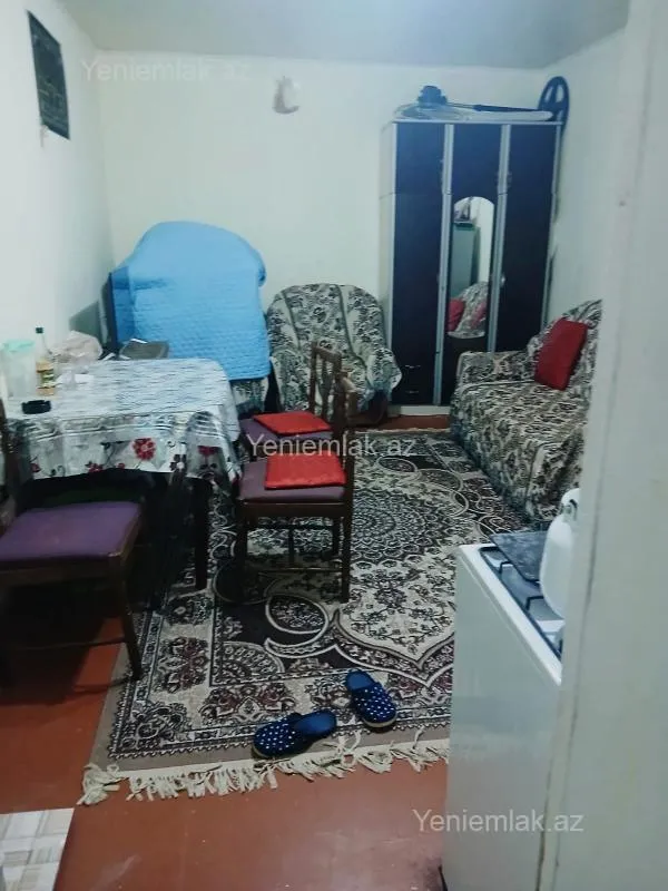 Satılır 1 otaqlı həyət evi 40 m²