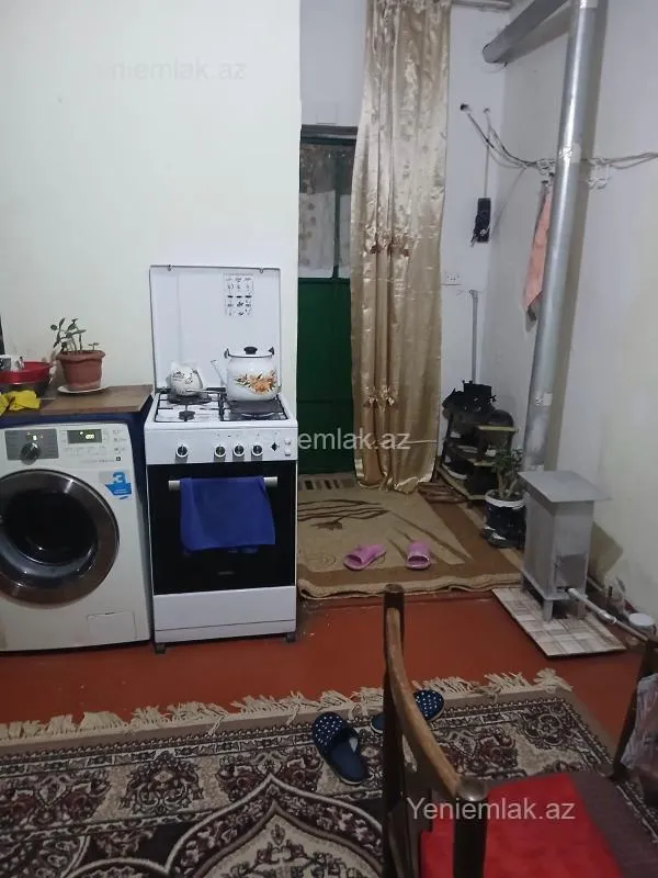 Satılır 1 otaqlı həyət evi 40 m²