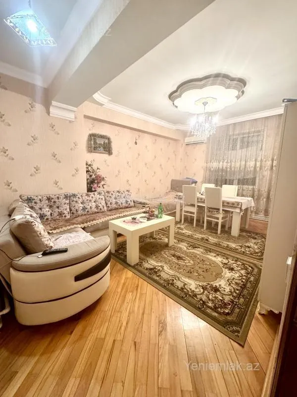 Satılır 2 otaqlı yeni tikili 70 m²