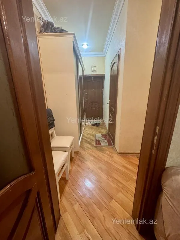 Satılır 2 otaqlı yeni tikili 70 m²