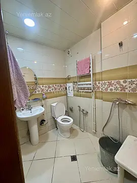 Satılır 2 otaqlı yeni tikili 70 m²