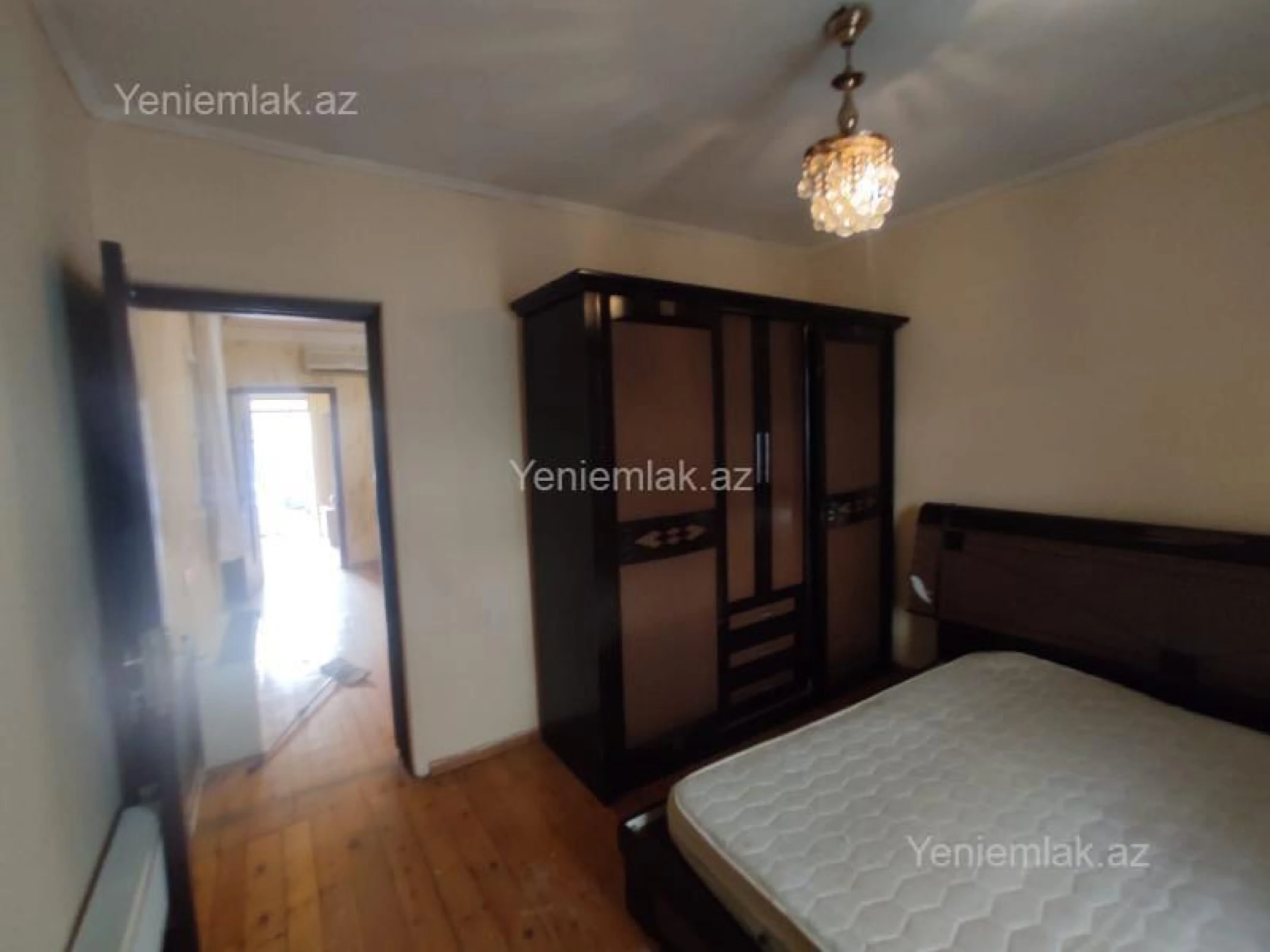 Satılır 4 otaqlı həyət evi 80 m²