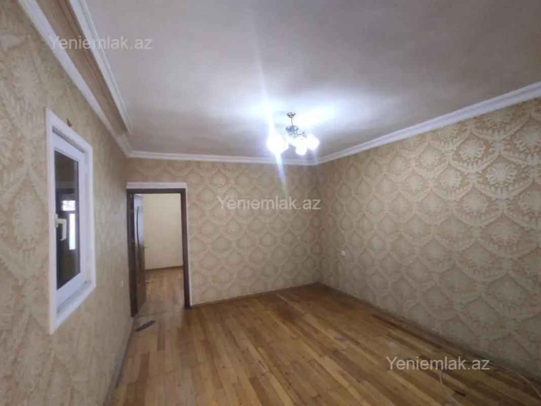 Satılır 4 otaqlı həyət evi 80 m²