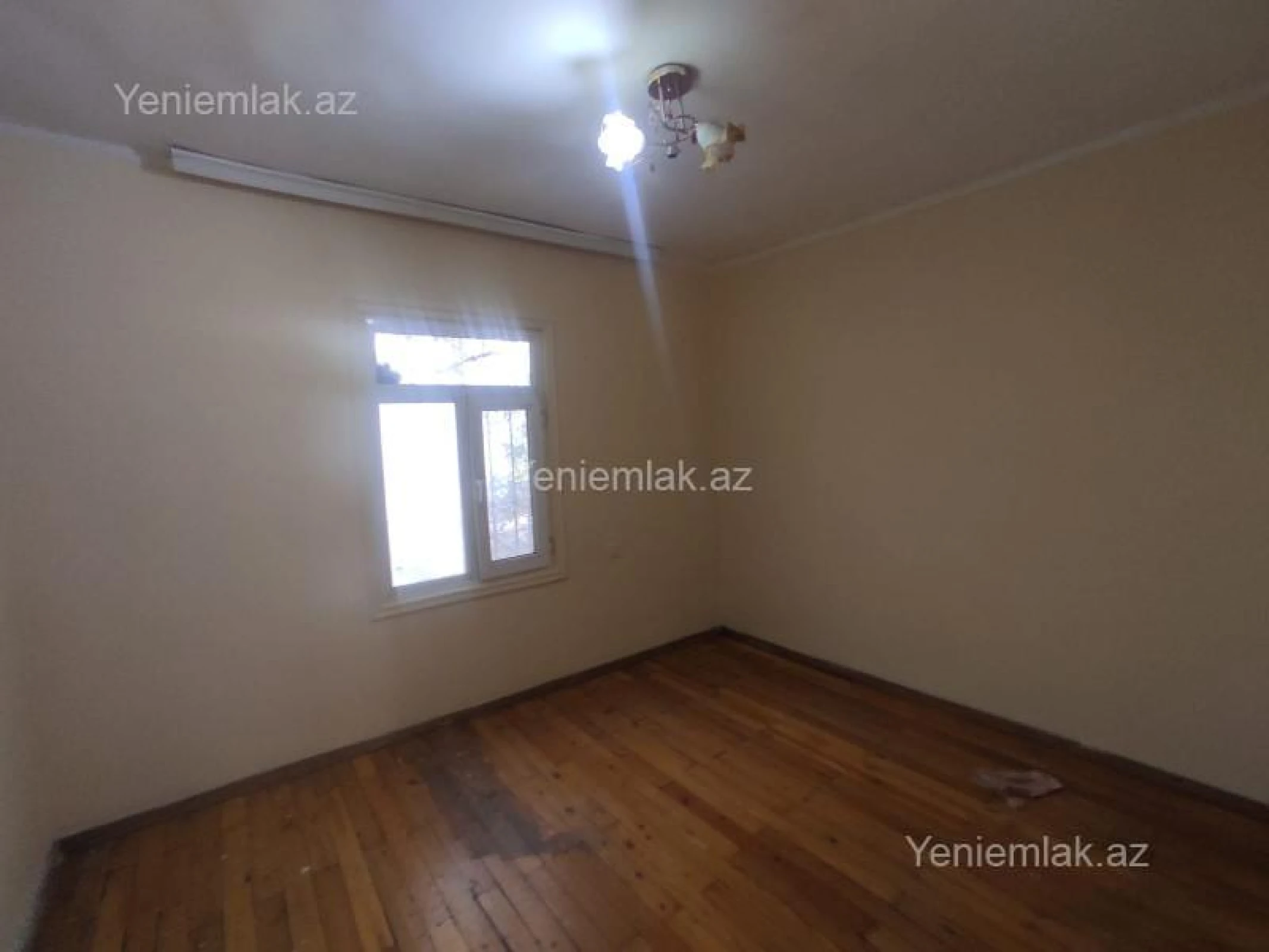 Satılır 4 otaqlı həyət evi 80 m²