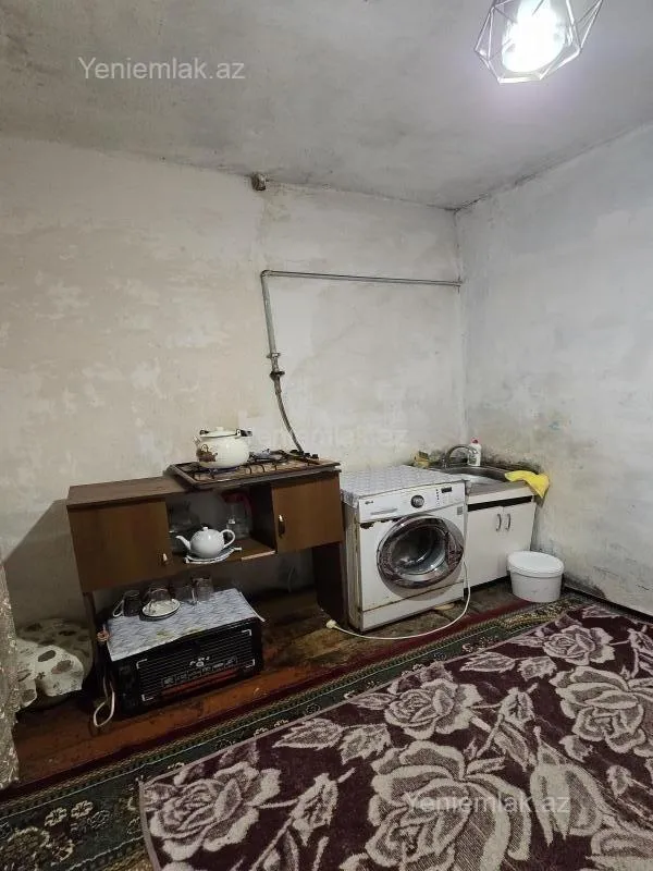 Satılır 2 otaqlı köhnə tikili 55 m²
