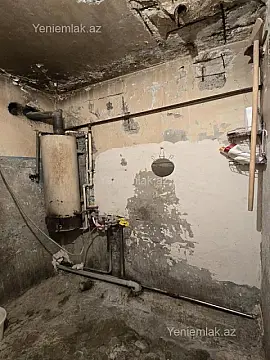Satılır 2 otaqlı köhnə tikili 55 m²