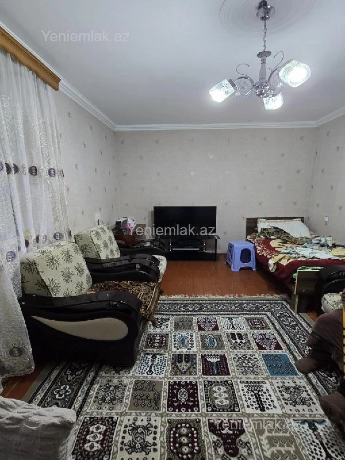 Satılır 2 otaqlı köhnə tikili 55 m²
