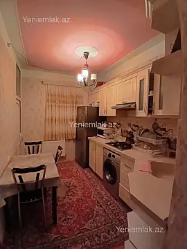 Satılır 2 otaqlı köhnə tikili 55 m²