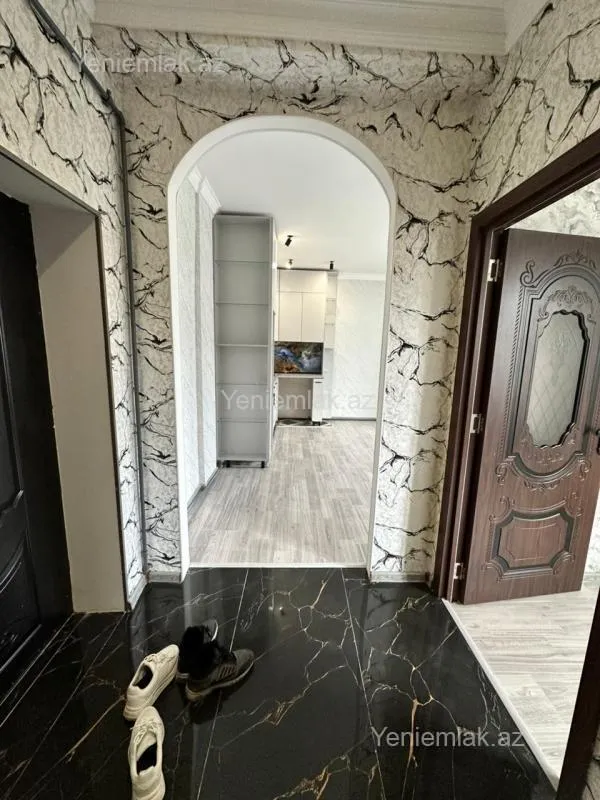 Satılır 2 otaqlı yeni tikili 42 m²