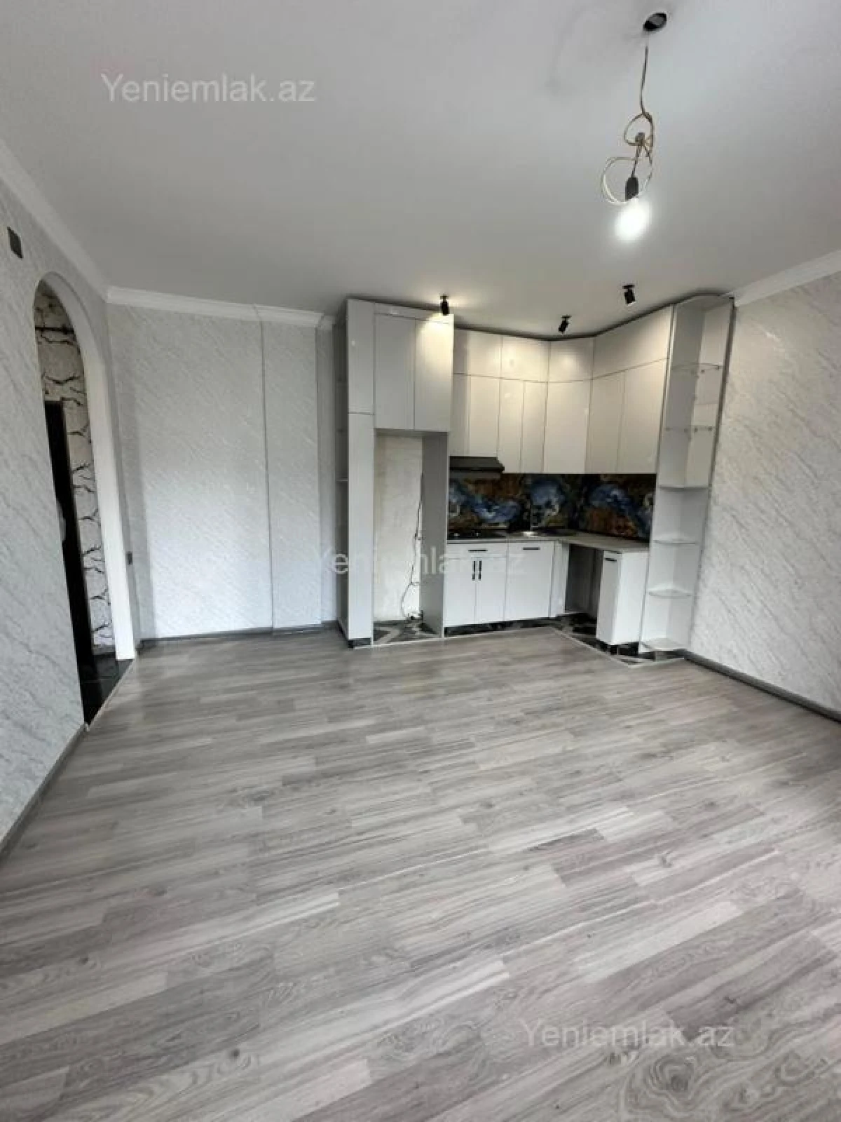 Satılır 2 otaqlı yeni tikili 42 m²