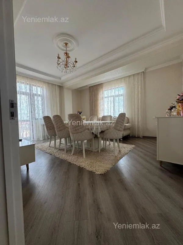 Satılır 2 otaqlı yeni tikili 84 m²